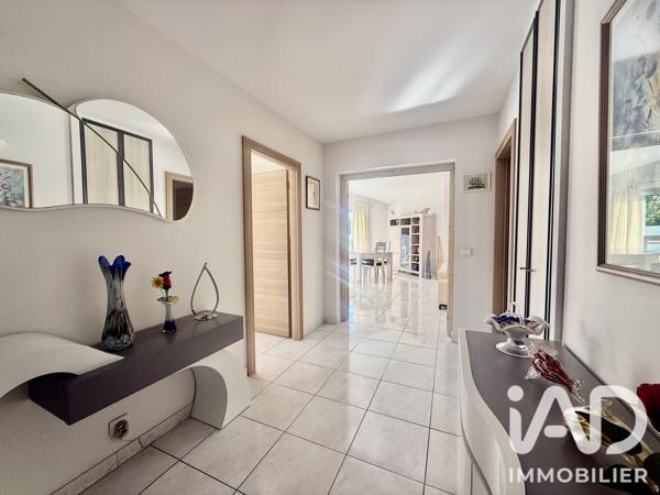 Maison à vendre 4 pièces 123,22 m² Saint-Estève