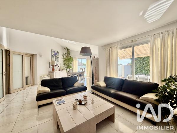 Maison à vendre 4 pièces 123,22 m² Saint-Estève
