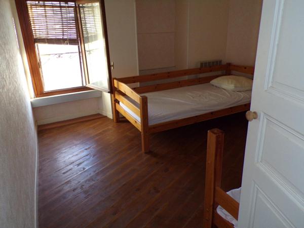 Maison lumineuse, 4 chambres, vendue meublée!