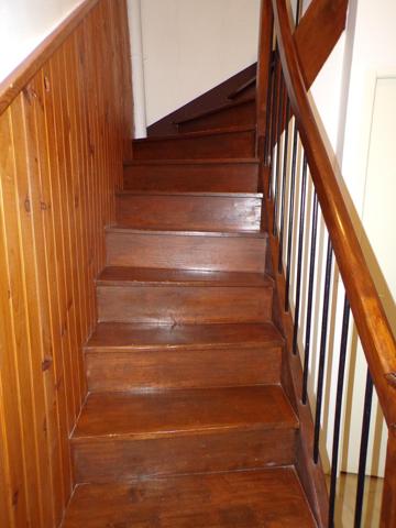 Maison lumineuse, 4 chambres, vendue meublée!