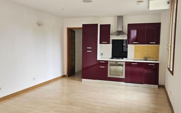 Maison à louer    1 pièce • 66,95 m2 Guise