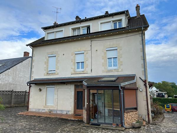Achat immeuble Sauvigny-les-Bois - 9 pièce(s) - 227 m² - 105 000 €