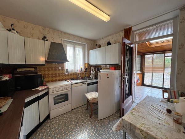 Achat immeuble Sauvigny-les-Bois - 9 pièce(s) - 227 m² - 105 000 €