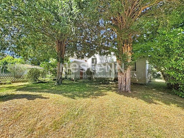 Maison à vendre à LONGJUMEAU proche des commerces des écoles et des axes routiers