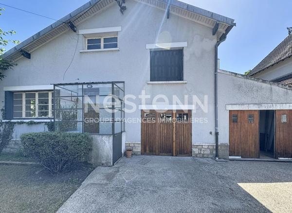 Maison à vendre à LONGJUMEAU proche des commerces des écoles et des axes routiers