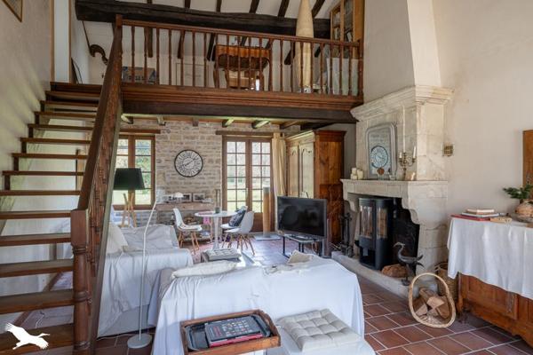 Maison à vendre 249 900 € Saint-Pardoult 7 p 226 m² DPE D