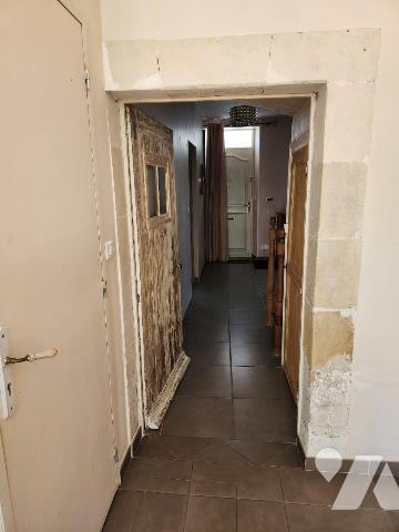 Quartier Champs de foire, maison avec chambre au RdC :
- Salon, séjour, cuisine, chambre, arri...