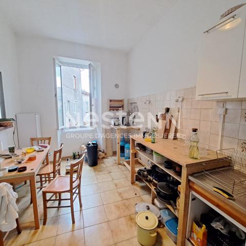 A VENDRE MAISON 6 PIECES AVAEC JARDIN A LAROQUE D'OLMES