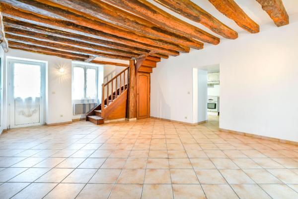 Maison 3 chambres de 102 m² à proximité de Guignes