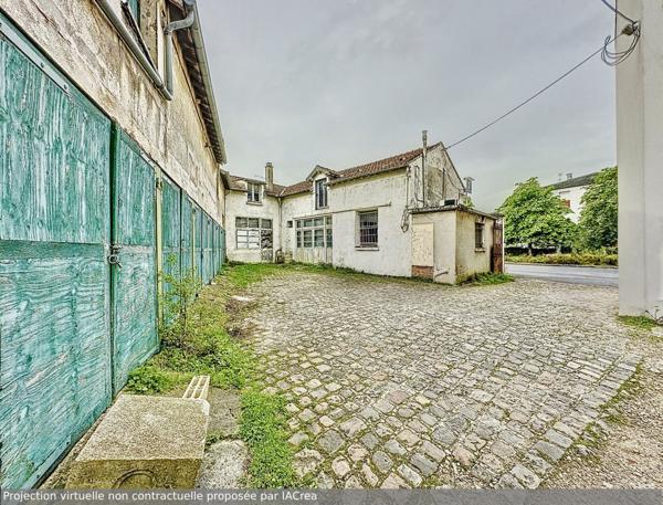 Local d'activité situé à l'entrée de Meaux sur un axe passant - 200 m2.