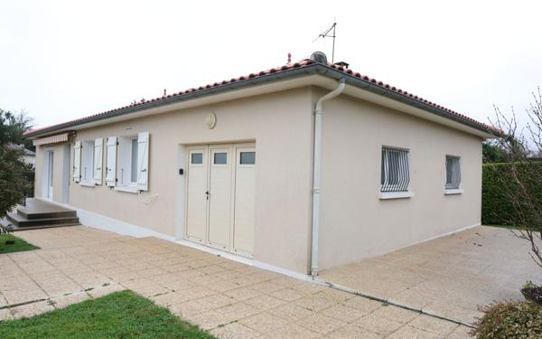 Maison à vendre    3 pièces •  La Rochefoucauld