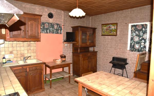 Maison à vendre    3 pièces •  La Rochefoucauld