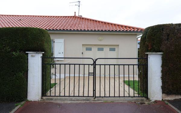 Maison à vendre    3 pièces •  La Rochefoucauld