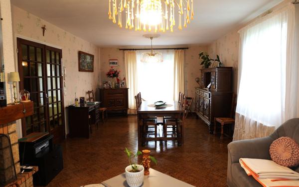 Maison à vendre    3 pièces •  La Rochefoucauld