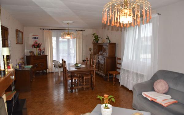 Maison à vendre    3 pièces •  La Rochefoucauld