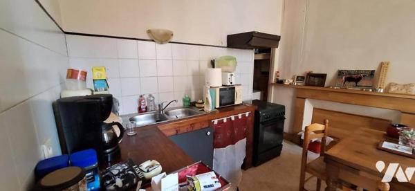 VIC-FEZENSAC, immeuble de rapport en centre ville