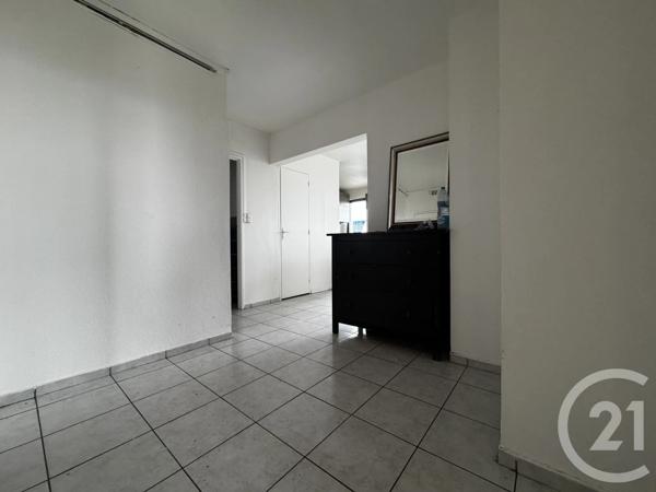 Appartement F4 à vendre  4 pièces - 70 m 2   SARCELLES  - 95