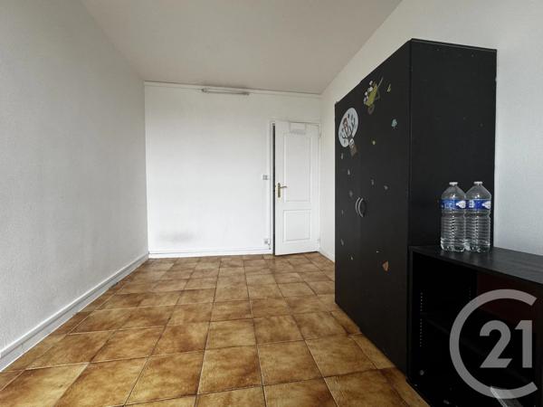 Appartement F4 à vendre  4 pièces - 70 m 2   SARCELLES  - 95