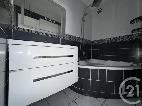 Appartement F4 à vendre  4 pièces - 70 m 2   SARCELLES  - 95