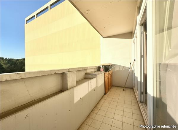 T3 AVEC BALCON DANS RÉSIDENCE SÉCURISÉE 13015