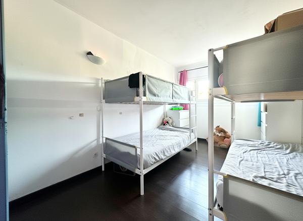 T3 AVEC BALCON DANS RÉSIDENCE SÉCURISÉE 13015