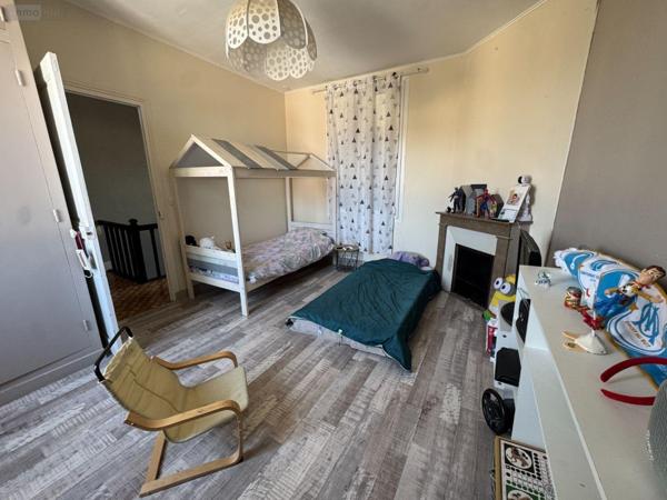 Maison à vendre à Arcis-sur-Aube dans l'Aube (10700), ref : 15309/397