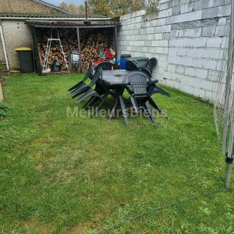 Maison en bon état avec terrain et garage