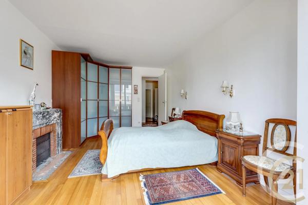 Appartement à vendre  2 pièces - 63,59 m 2   PARIS  - 75017