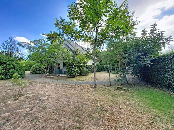 Maison Feneu 7 pièce(s) 175 m2