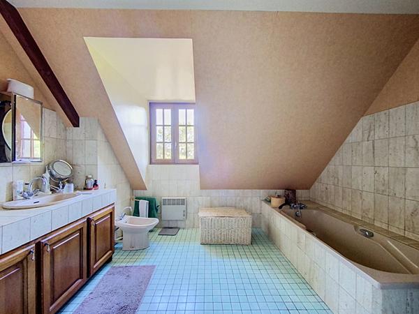 Maison Feneu 7 pièce(s) 175 m2