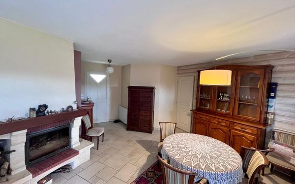 Maison à vendre    6 pièces •  Montussan