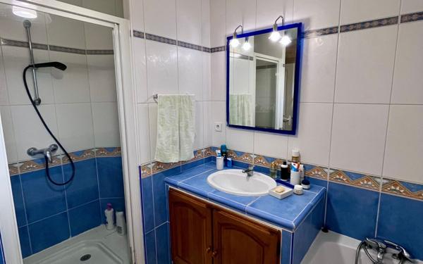 Maison à vendre    6 pièces •  Montussan