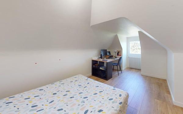 Maison à vendre    5 pièces • 135 m2 Albigny-sur-Saône