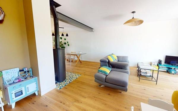 Maison à vendre    5 pièces • 135 m2 Albigny-sur-Saône