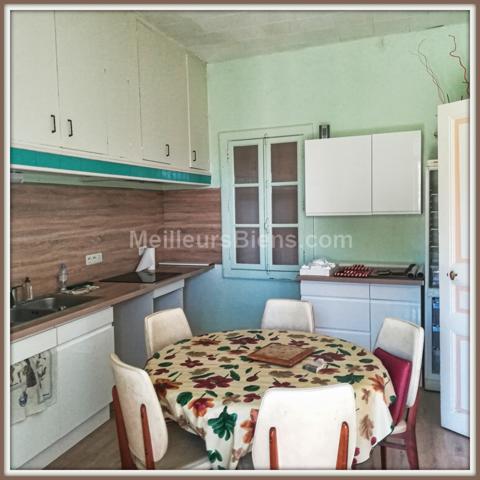 Maison De Village, 5 pièce(s), surface de 120m2, situé sur la commune de SAUSSAN .