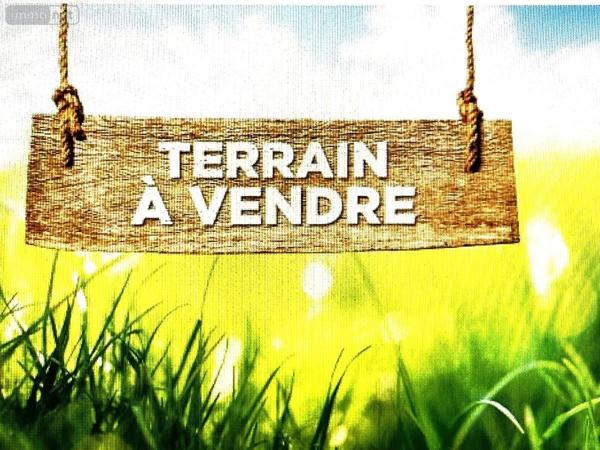 Terrain 1046 m2