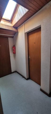 Ensemble immobilier. Immeuble de rapport avec 13 appartements loués meublés sur TALENCE. Rapport net 77616 euros
