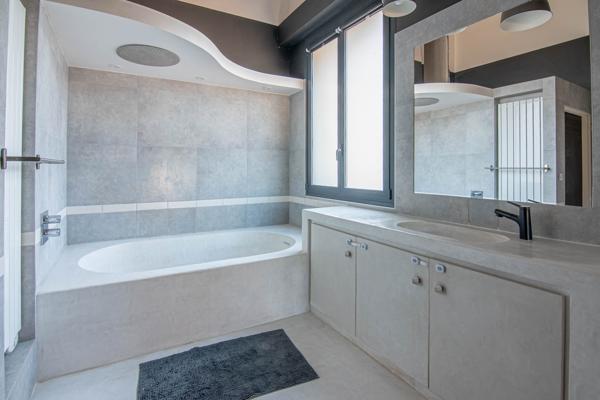 Maison 7 pièces - 288 m² Bien prestige