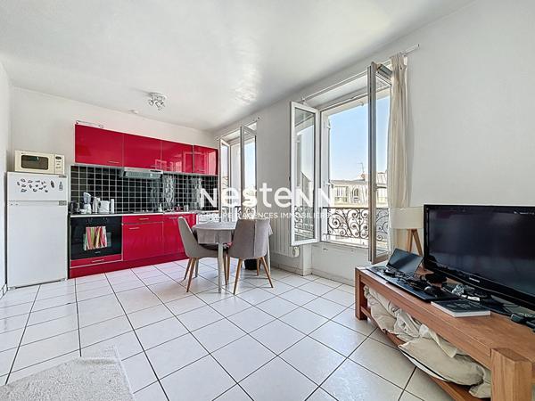 ISSY LES MOULINEAUX - QUARTIER SAINT ETIENNE - VENDU LOUÉ - Appartement 2 pièces duplex en dernier étage