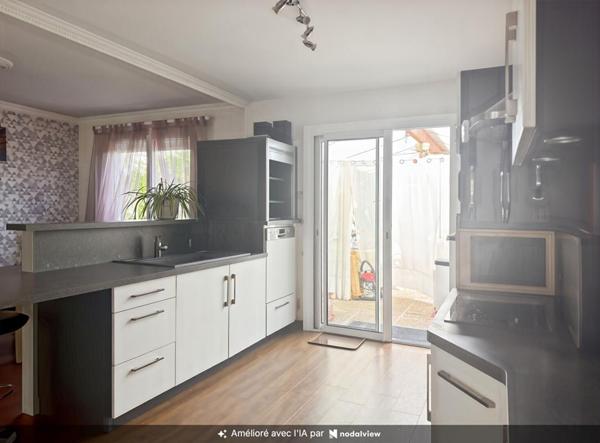Maison Sable Sur Sarthe 9 pièce(s) 156 m2