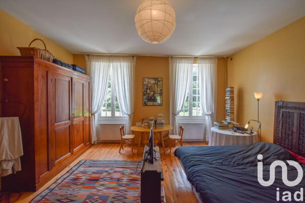 Domaine 12 pièces de 460 m² à Lesparre-Médoc (33340)