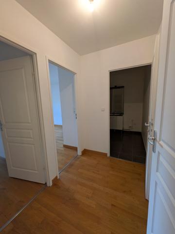 Appartement Reims 3 pièces 72 m2, rue Piper (3ème étage)