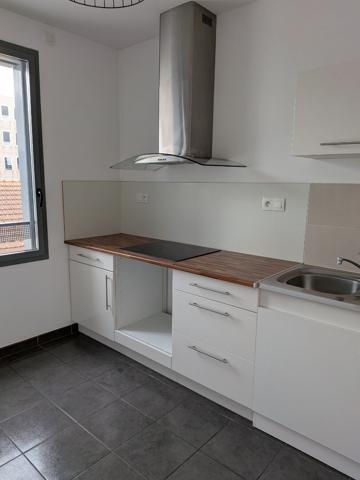 Appartement Reims 3 pièces 72 m2, rue Piper (3ème étage)