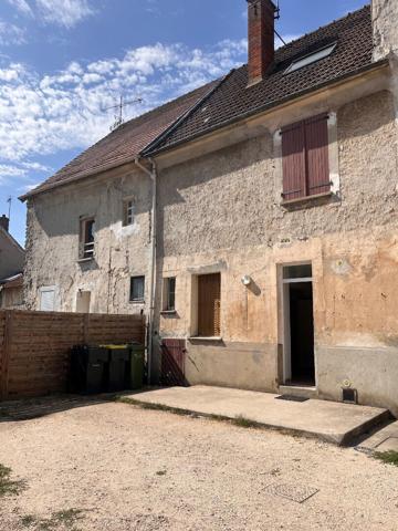 Maison à DOUE