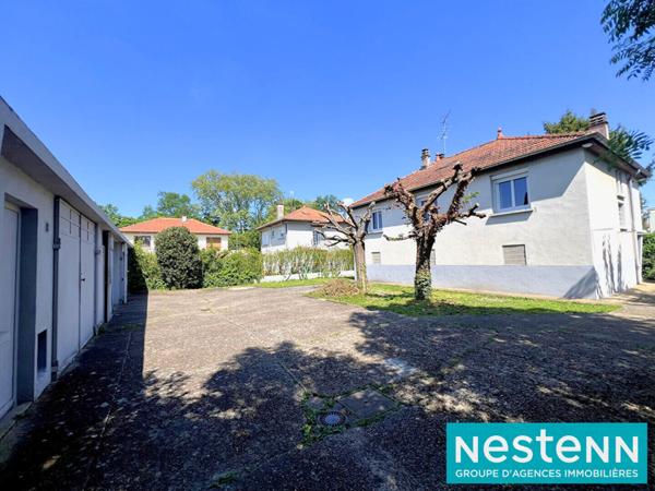 Maison Vaulx En Velin 7 pièce(s) 147 m2