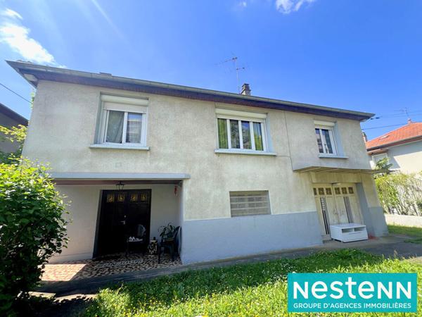 Maison Vaulx En Velin 7 pièce(s) 147 m2