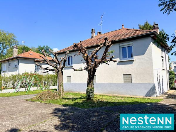 Maison Vaulx En Velin 7 pièce(s) 147 m2