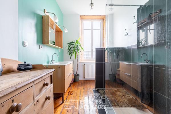 Maison bourgeoise rénovée avec soin en 2022