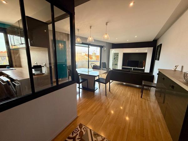 33000 BORDEAUX A vendre appartement  4 pièce(s) 86 m2