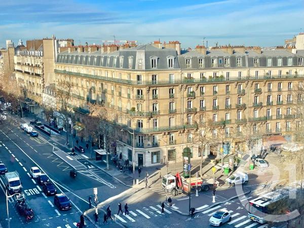 Appartement F2 à vendre  2 pièces - 56 m2 PARIS - 75008
